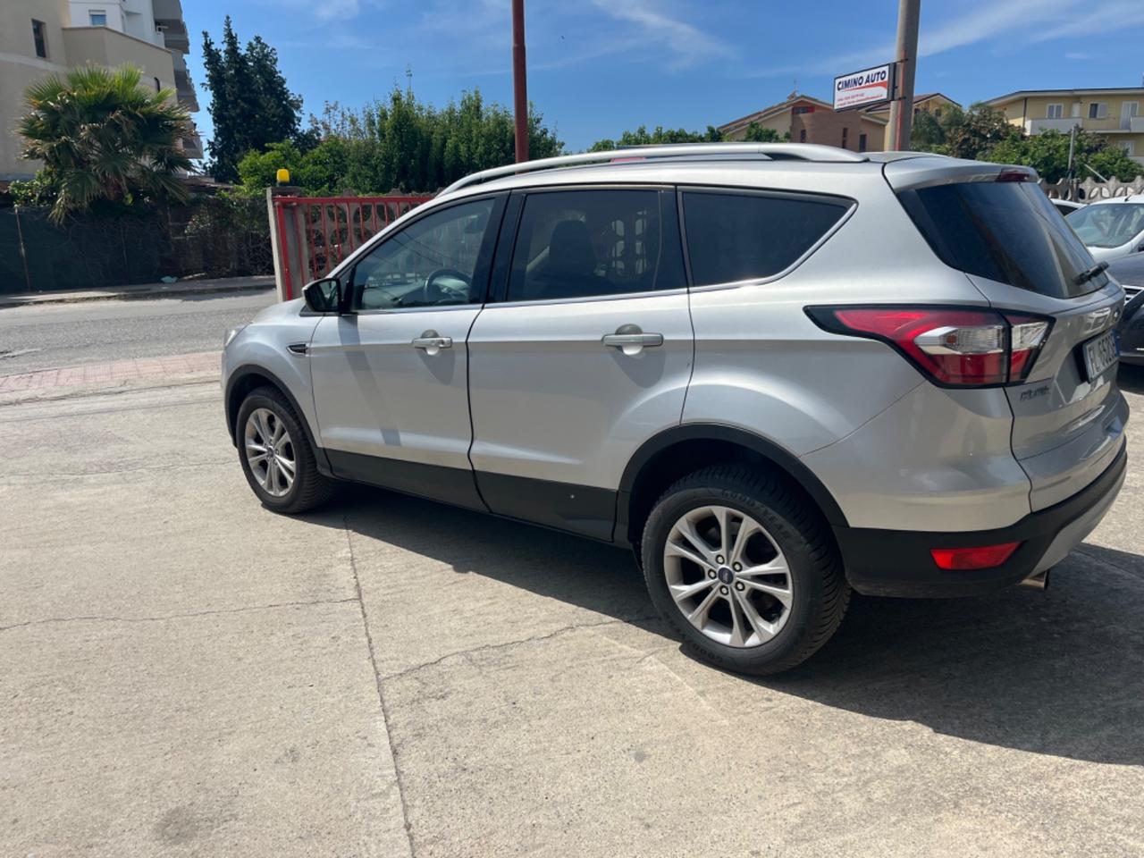 Ford Kuga 1.5 TDCI 120 CV S&S 2WD Titanium