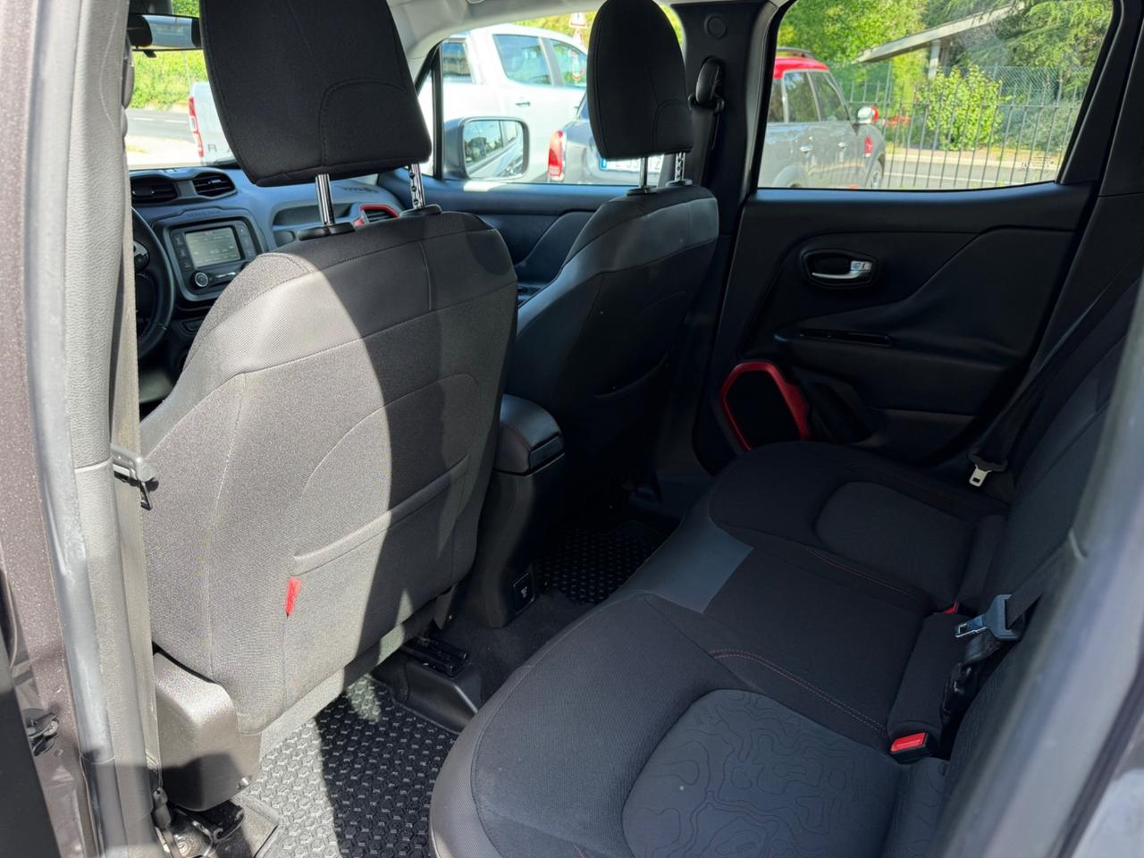 Jeep Renegade 2.0 Mjt 170CV 4WD Active Drive Low Trailhawk