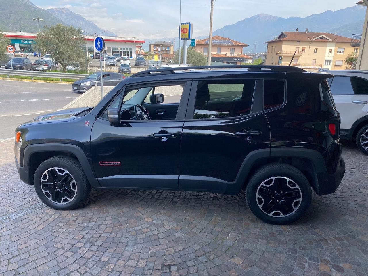 Jeep Renegade 2.0 Mjt 170CV 4WD Active Drive Low Trailhawk
