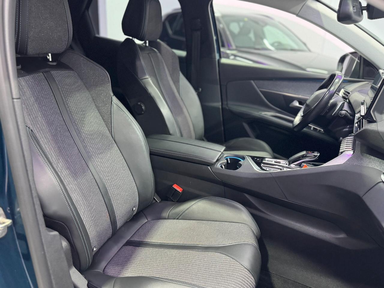 Peugeot 3008 BlueHDi 130 S&S Allure