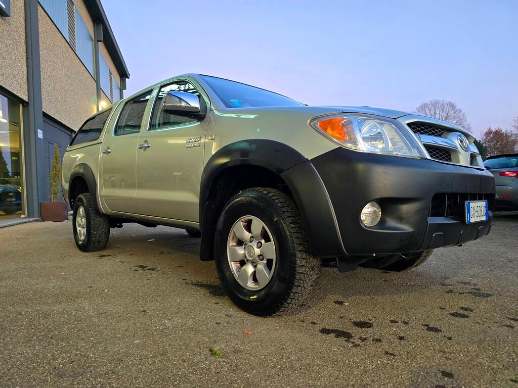 Toyota Hilux 3.0 D-4D 171CV IN PERFEZIONE TOTALE!