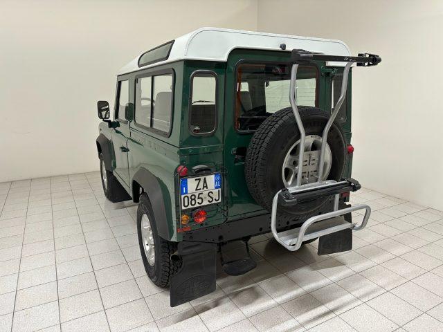 LAND ROVER Defender 90 2.5 TD5 Station Wagon S 4WD 6 posti PORTASCI