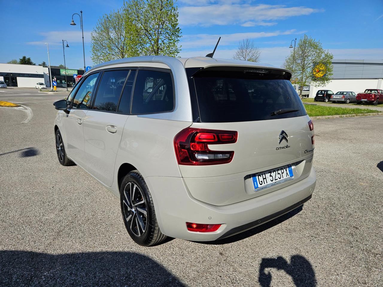 Citroen C4 Grand Spacetourer 1.5 bluehdi Shine s&s 130cv eat8 7 posti