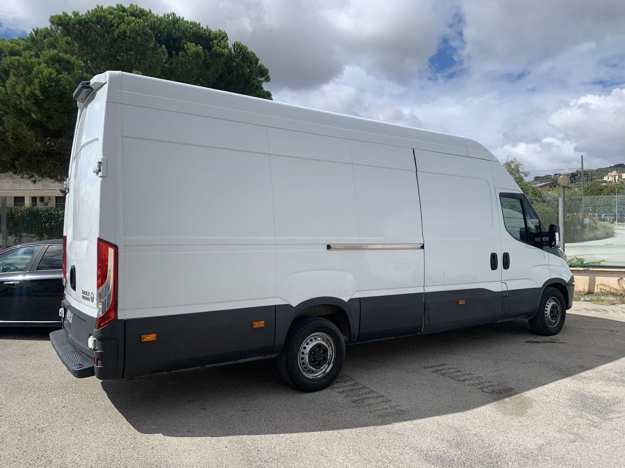 Iveco Daily 35S16