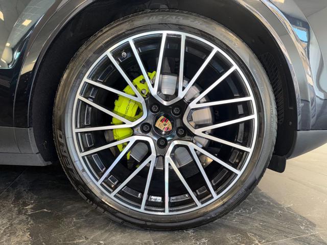 PORSCHE Cayenne 3.0 V6 E-Hybrid / CHRONO / P.H.A.S.M. / TETTO