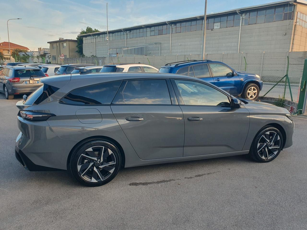 Peugeot 308 BlueHDi 130 SW AllirePack Neop 2024