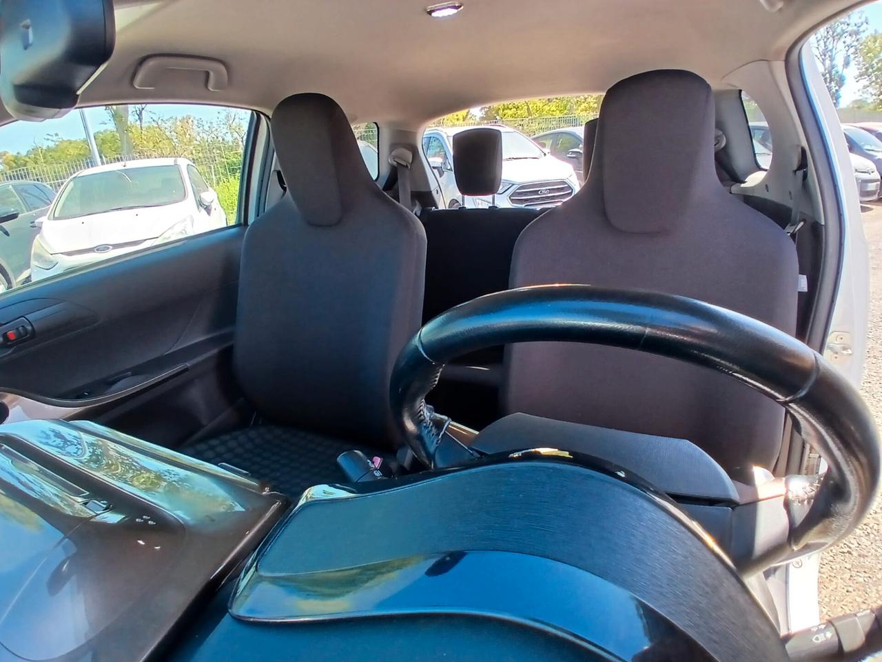 Toyota iQ 1.0 Sol