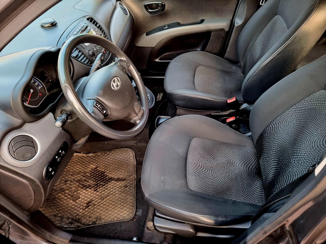 Hyundai i10 1.1 12V ADATTA A NEOPATENTATI