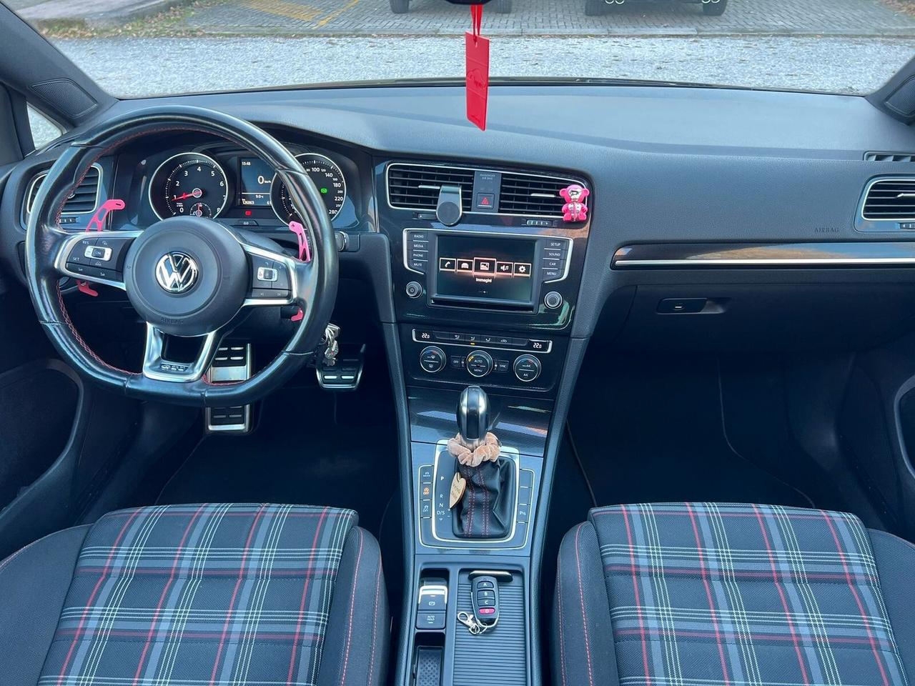 Volkswagen Golf GTI Performance 2.0 TSI DSG 3p. 230CV