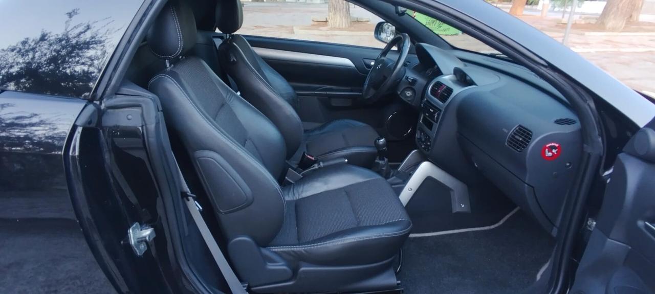 Opel Tigra TwinTop 1.4 16V Sport