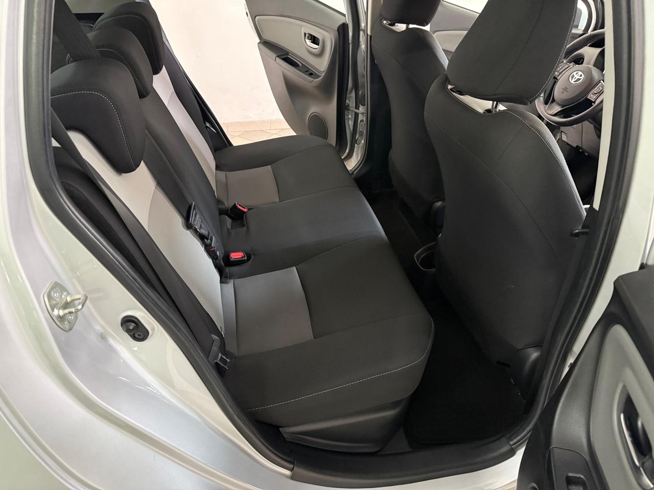Toyota Yaris 1.5 Hybrid 5 porte Cool