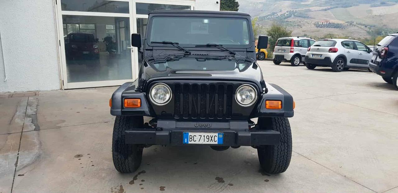 Jeep Wrangler 2.5 Sport GPL