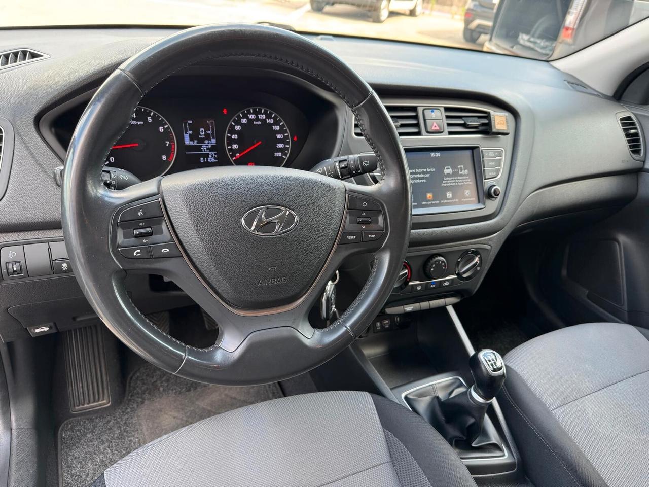 Hyundai i20 1.2 5 porte Tech