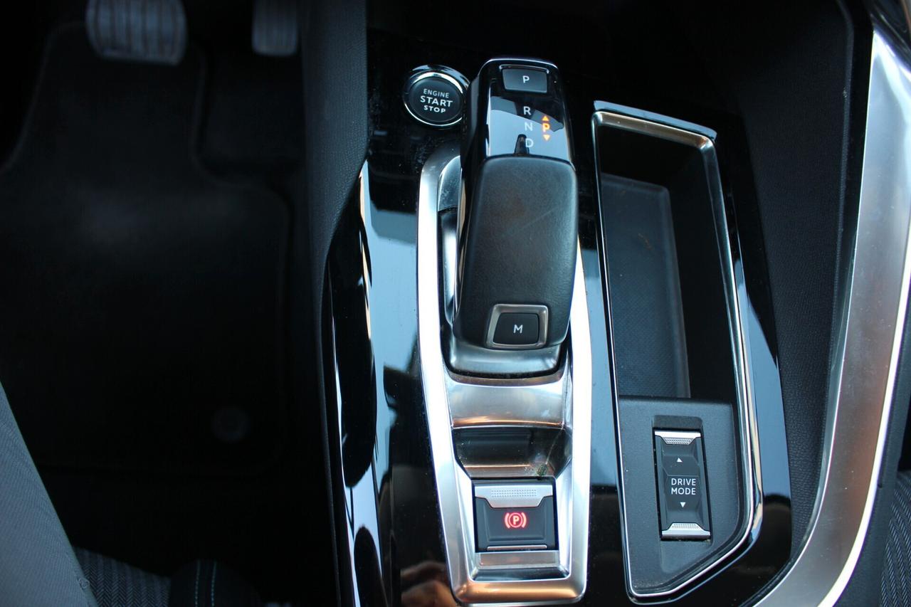PEUGEOT 3008 ALLURE 1.5 130CV AT8 *PREZZO VERO* UNIPRO- KM CERTI- GARANZIA 12 MESI