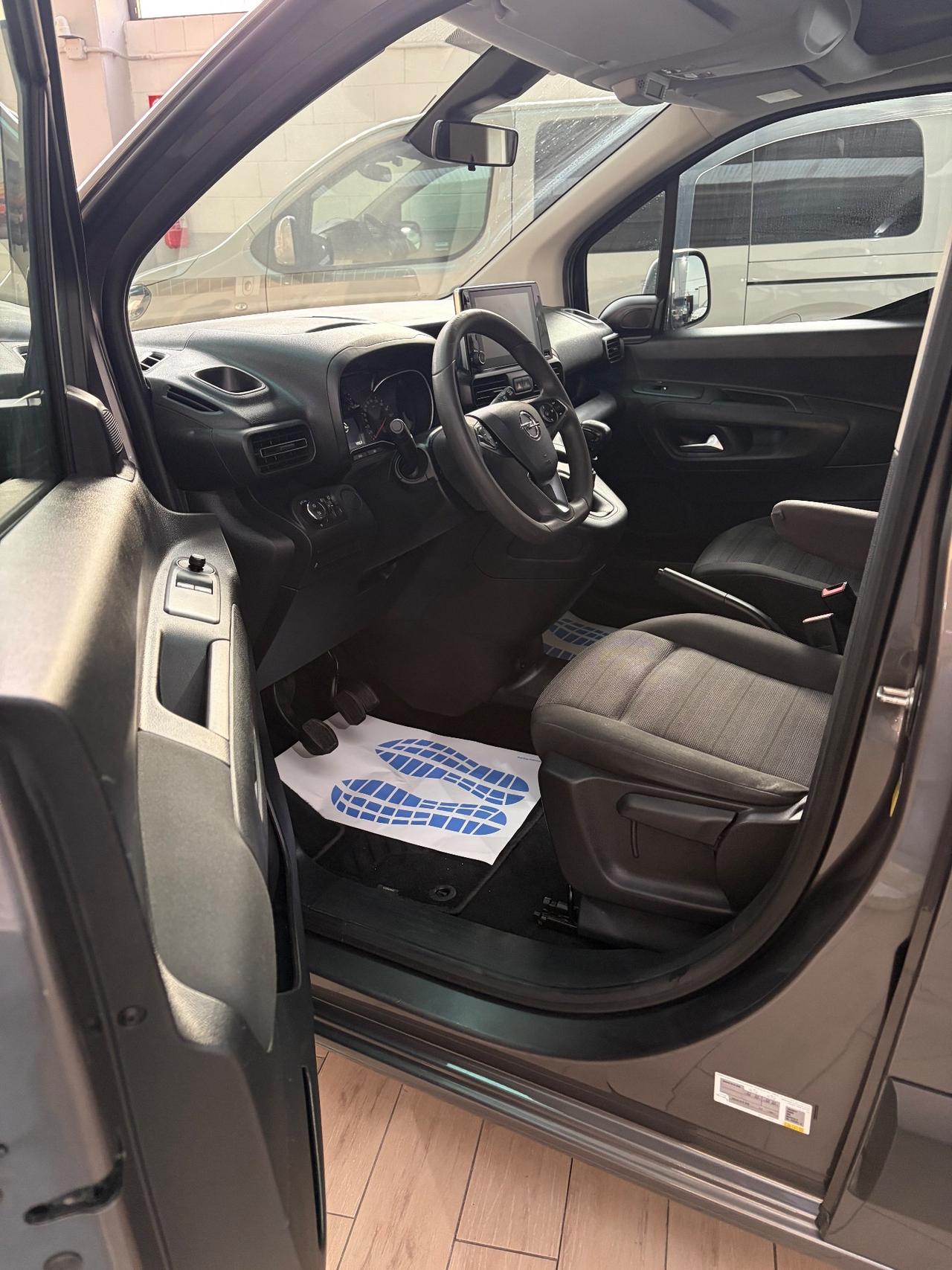 Opel Combo Life 5 posti
