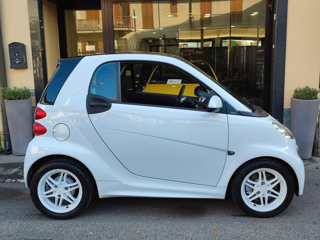 Smart ForTwo 1.0 52 kW MHD coupé passion Brabus Style