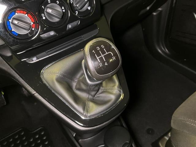 LANCIA Ypsilon 5 Porte 1.2 8v 69cv Gold c/CL E6