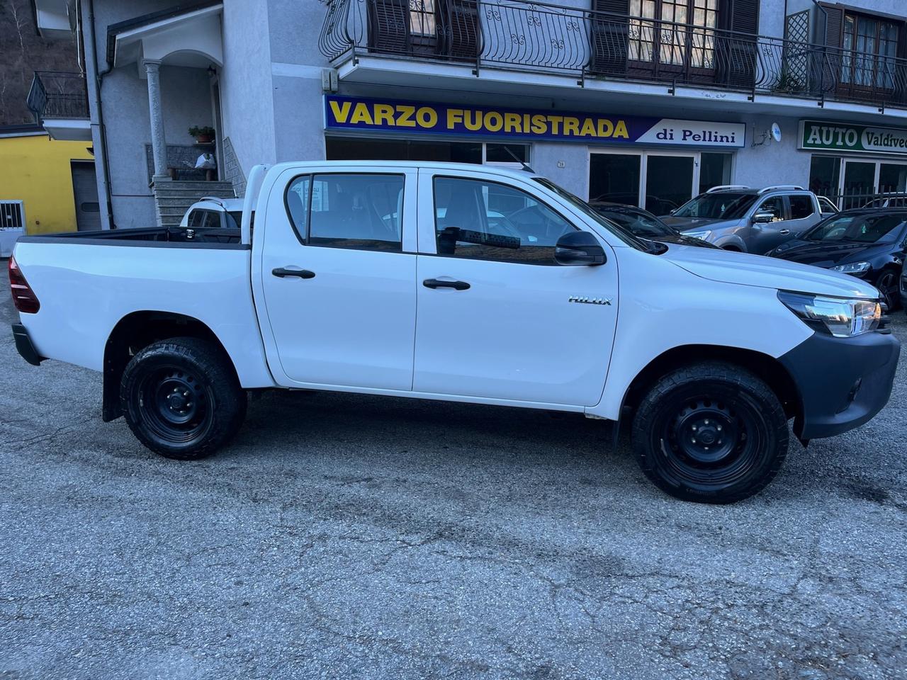 Toyota Hilux 2.4 D-4D 4WD 4 porte Double Cab Comfort