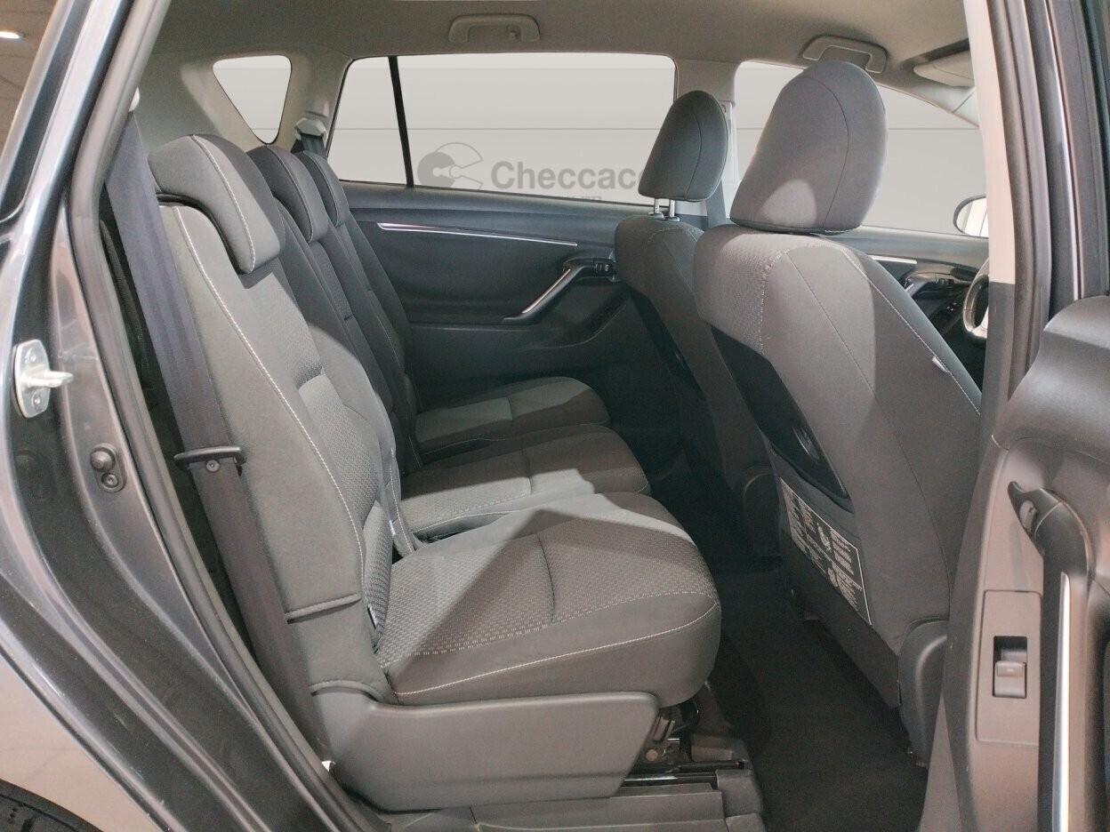Toyota Verso 2.0d Active *7 POSTI*