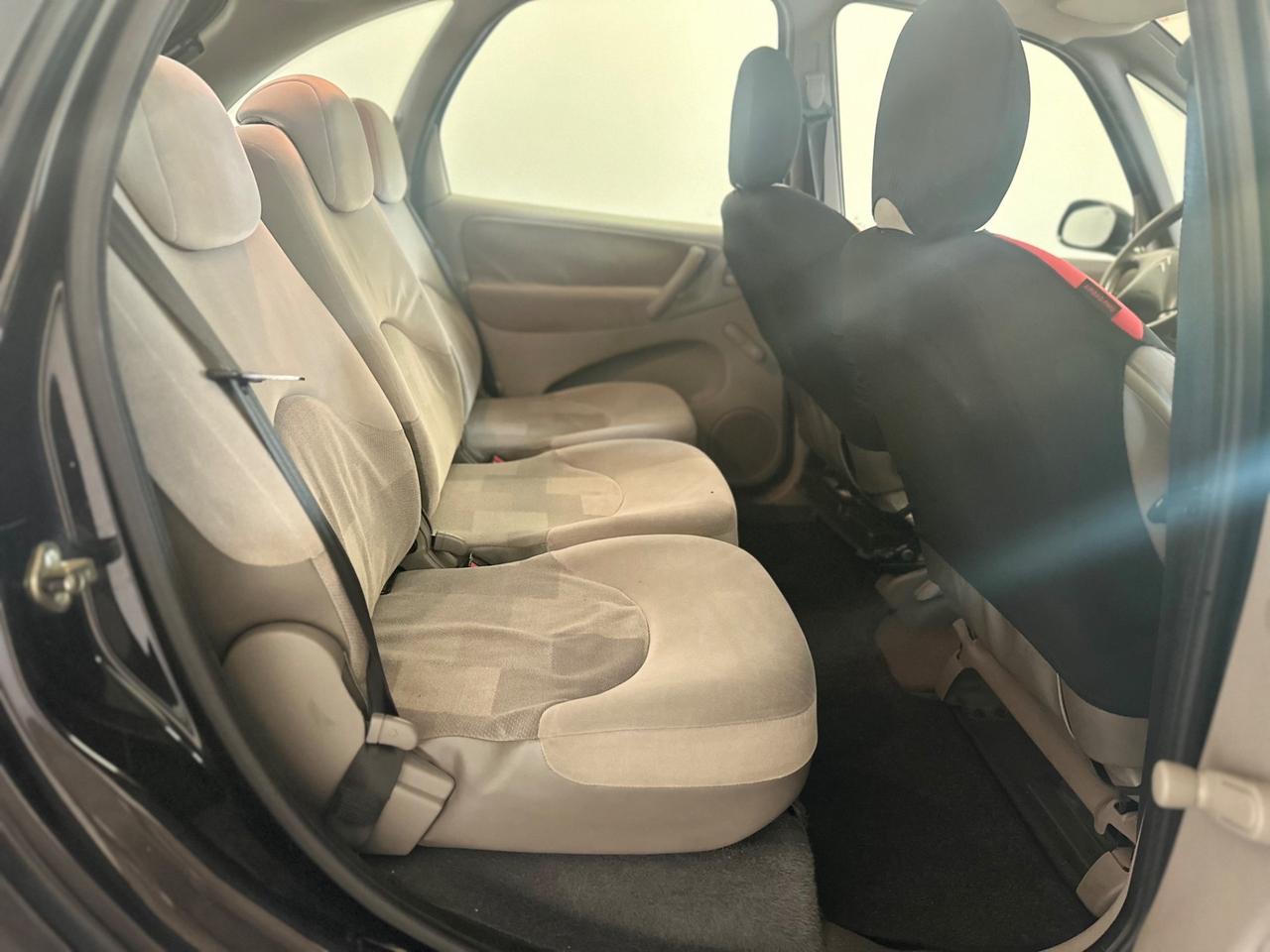Citroen Xsara Picasso 1.6 16V Elegance Bi Energy G