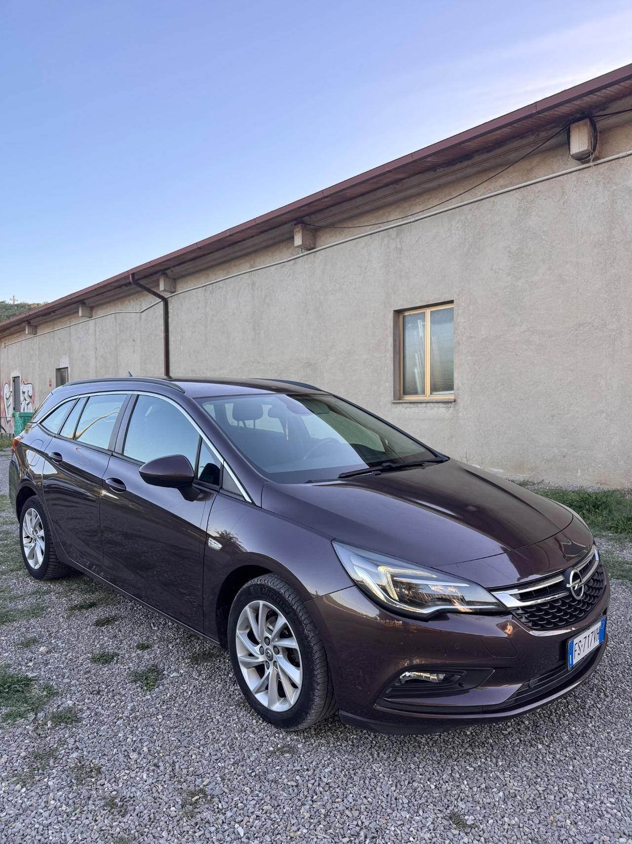 Opel Astra 1.6 CDTi 110CV Start&Stop Sports Tourer Business