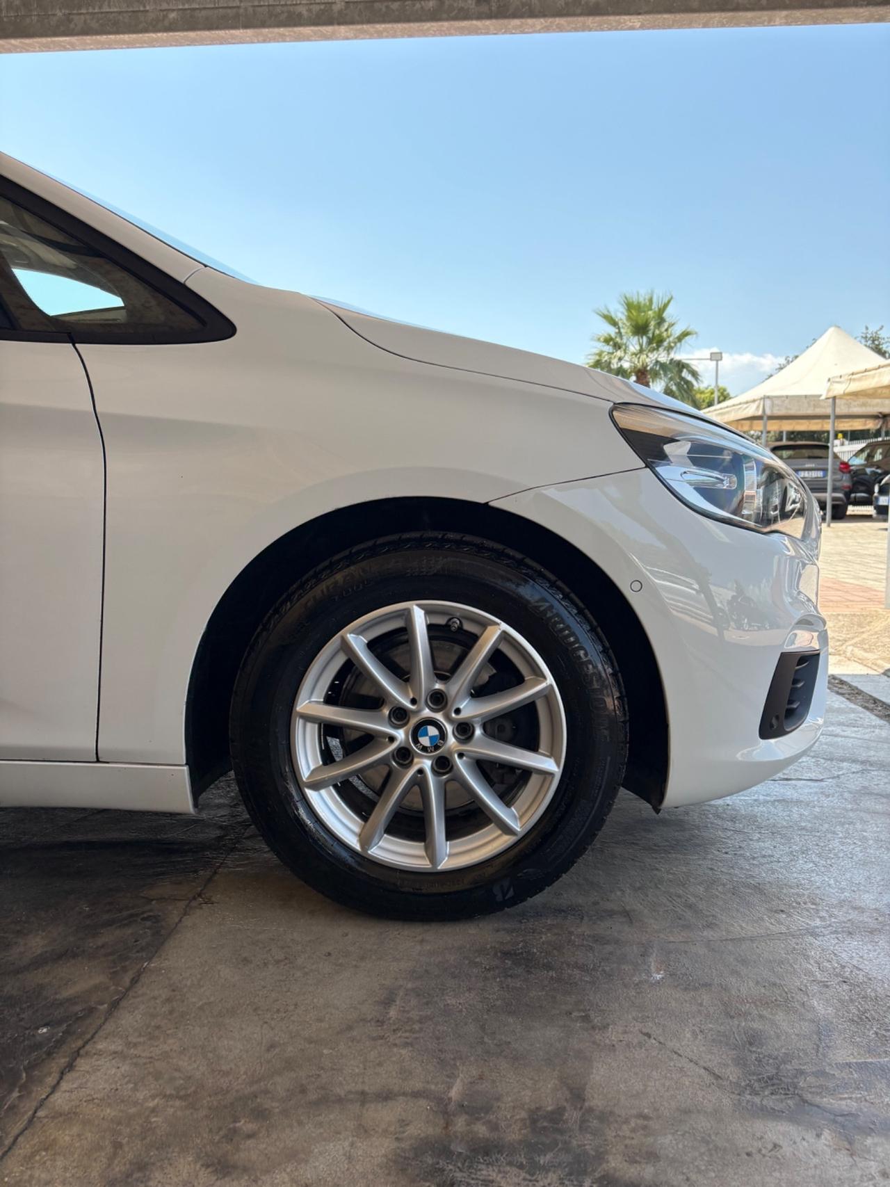 Bmw 2er Active Tourer 216d Sport