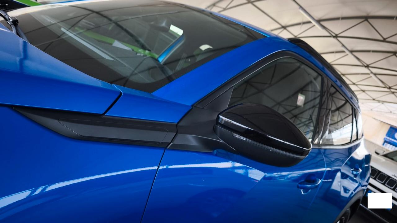 Peugeot 2008 BlueHDi 130 S&S EAT8 Allure