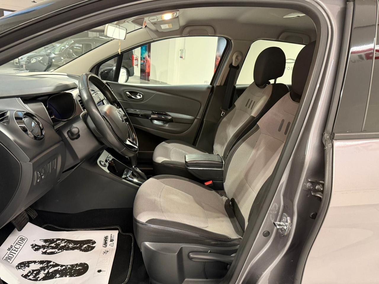 Renault Captur 1.5 dCi 8V 90 CV AUTOMATICA