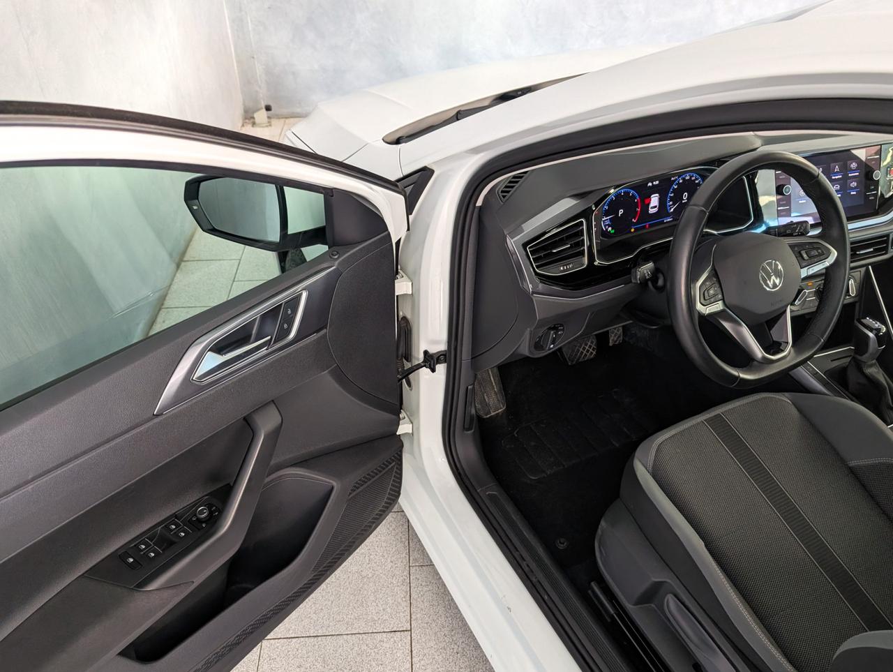 Volkswagen polo vi 1.0 TSI 95cv DSG Style