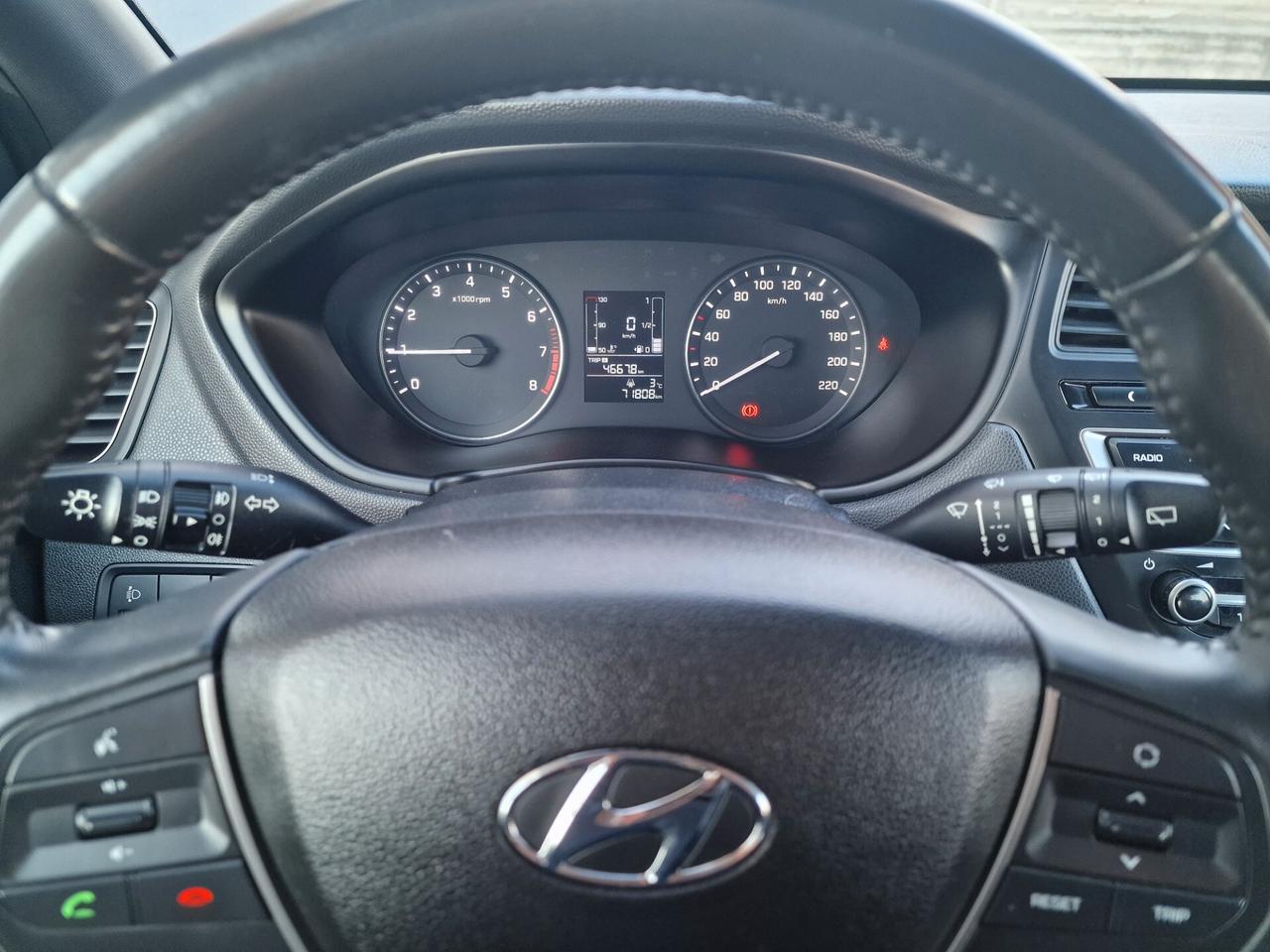 Hyundai i20 1.2 GPL 75cv Econext Blackline