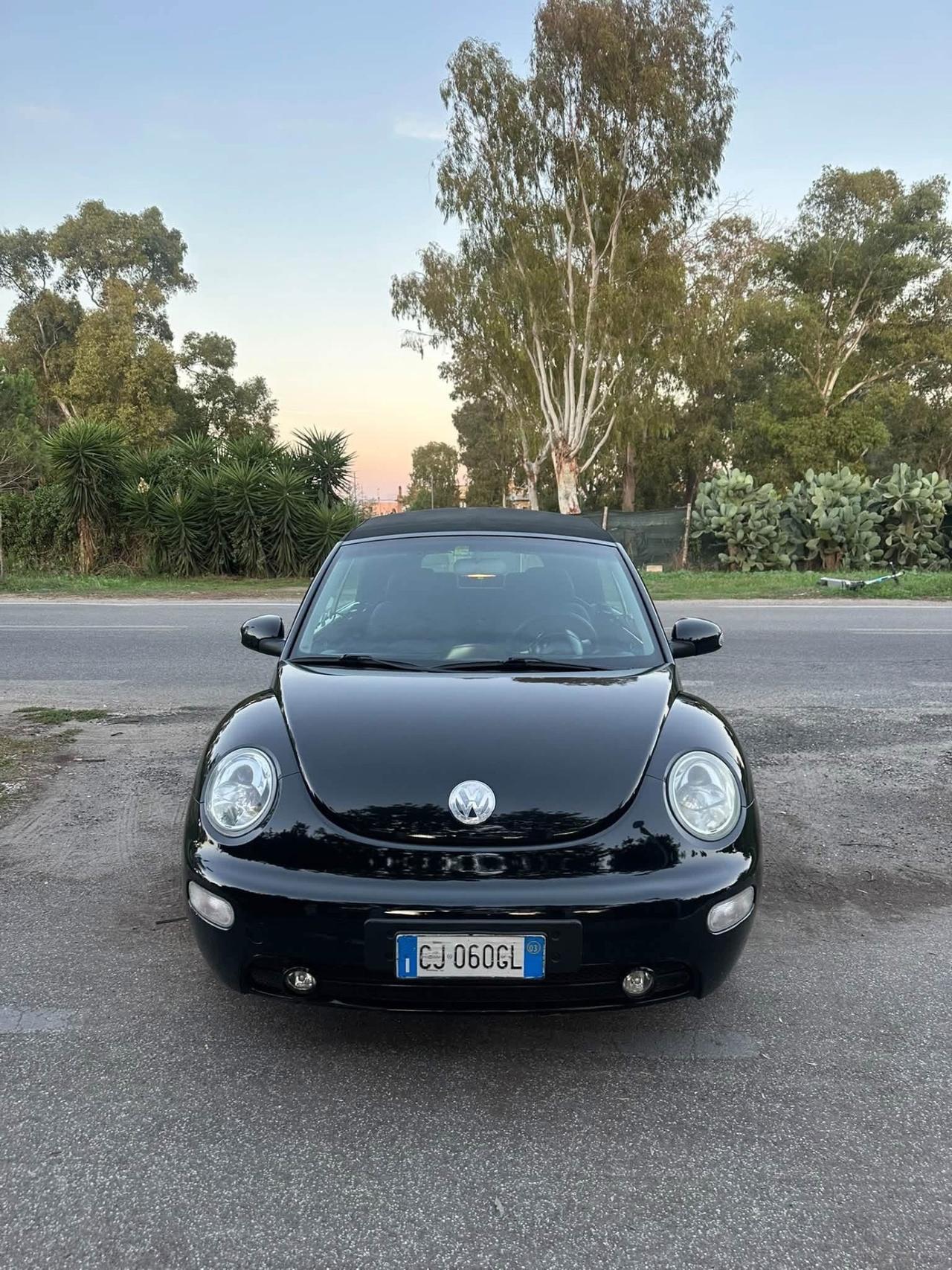 Volkswagen New Beetle 1.6 Cabrio