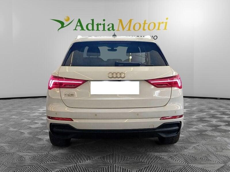 Audi Q3 45 TFSI e S tronic S Line Edition