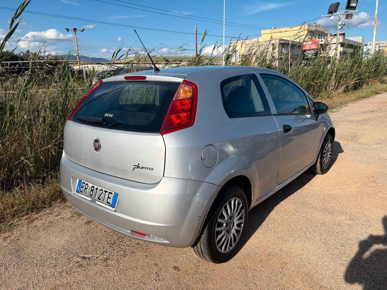 FIAT GRANDE PUNTO 1.2 69CV 76.000 KM UNICOPROPRIETARIO ANNO 2013