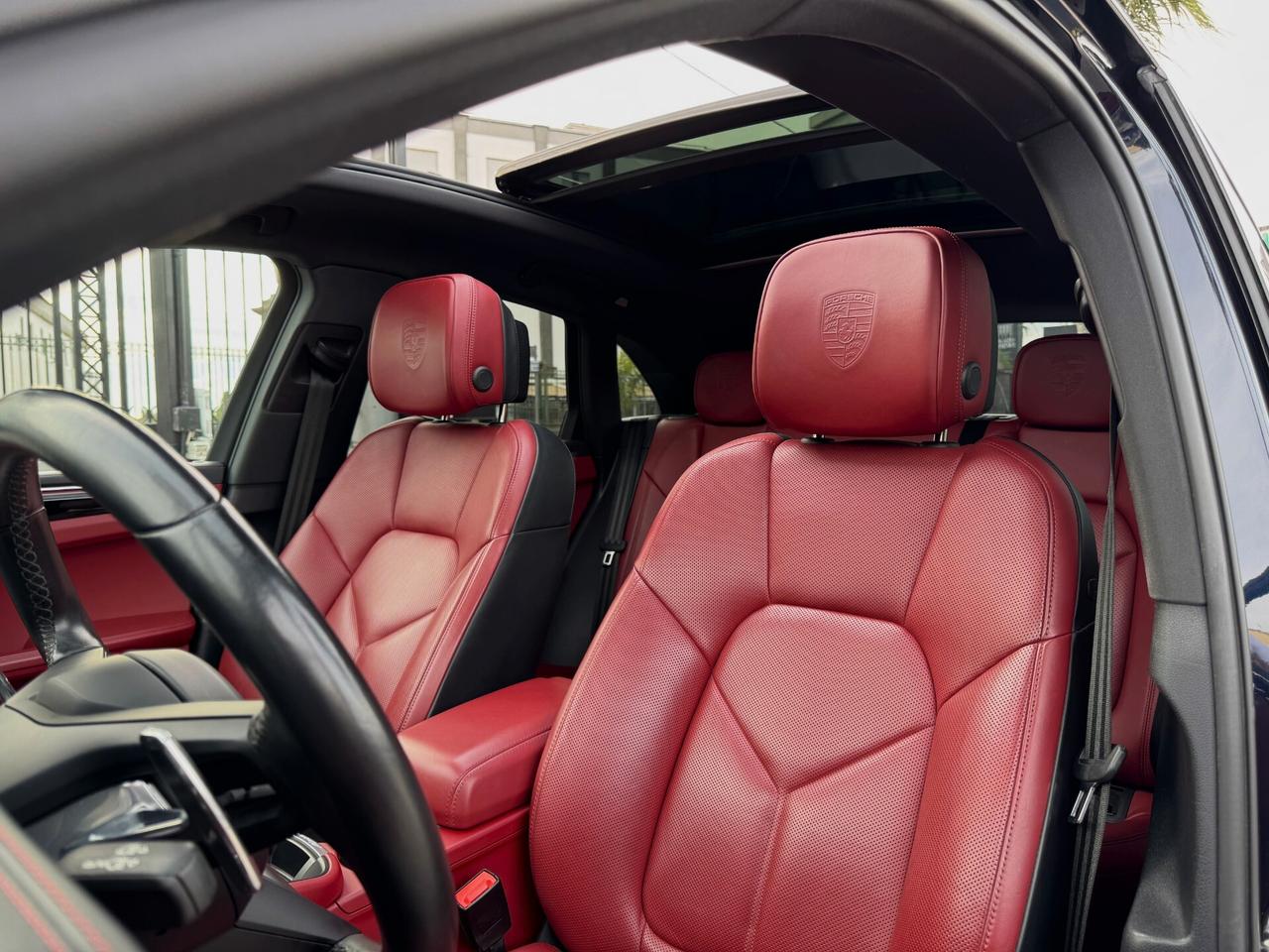 Porsche Macan 2.0 Turbo 265CV TETTO PASM 360