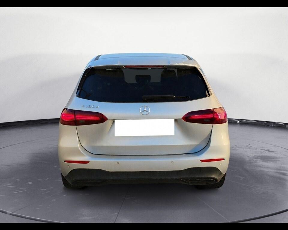 Mercedes Classe B 180 180 D Premium Plus AMG Line 8G-DCT
