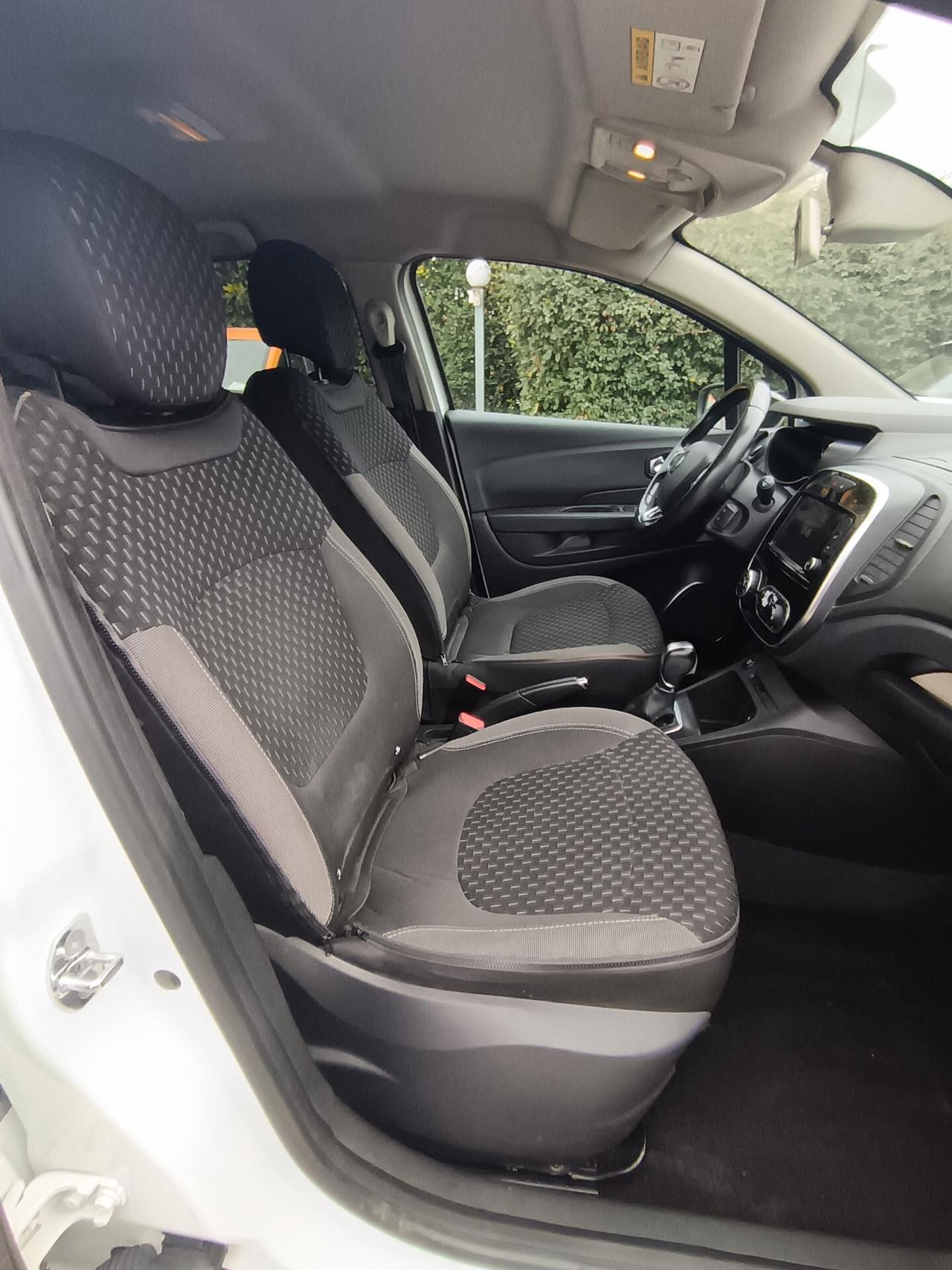 Renault Captur dCi 8V 90 CV EDC Start&Stop Energy Intens