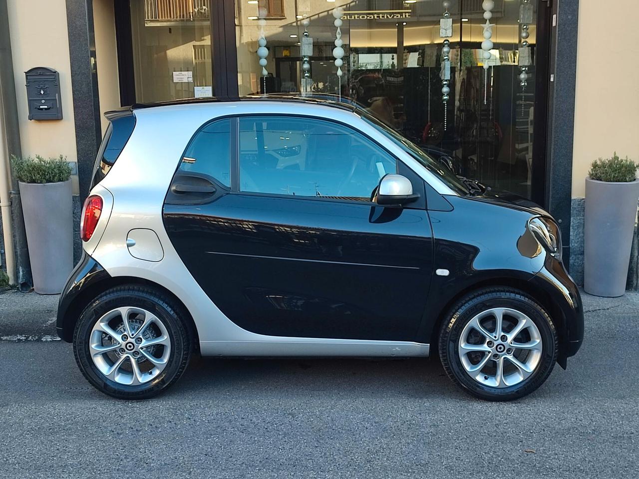 Smart ForTwo 70 1.0 twinamic Navi/Pelle/Panoramico