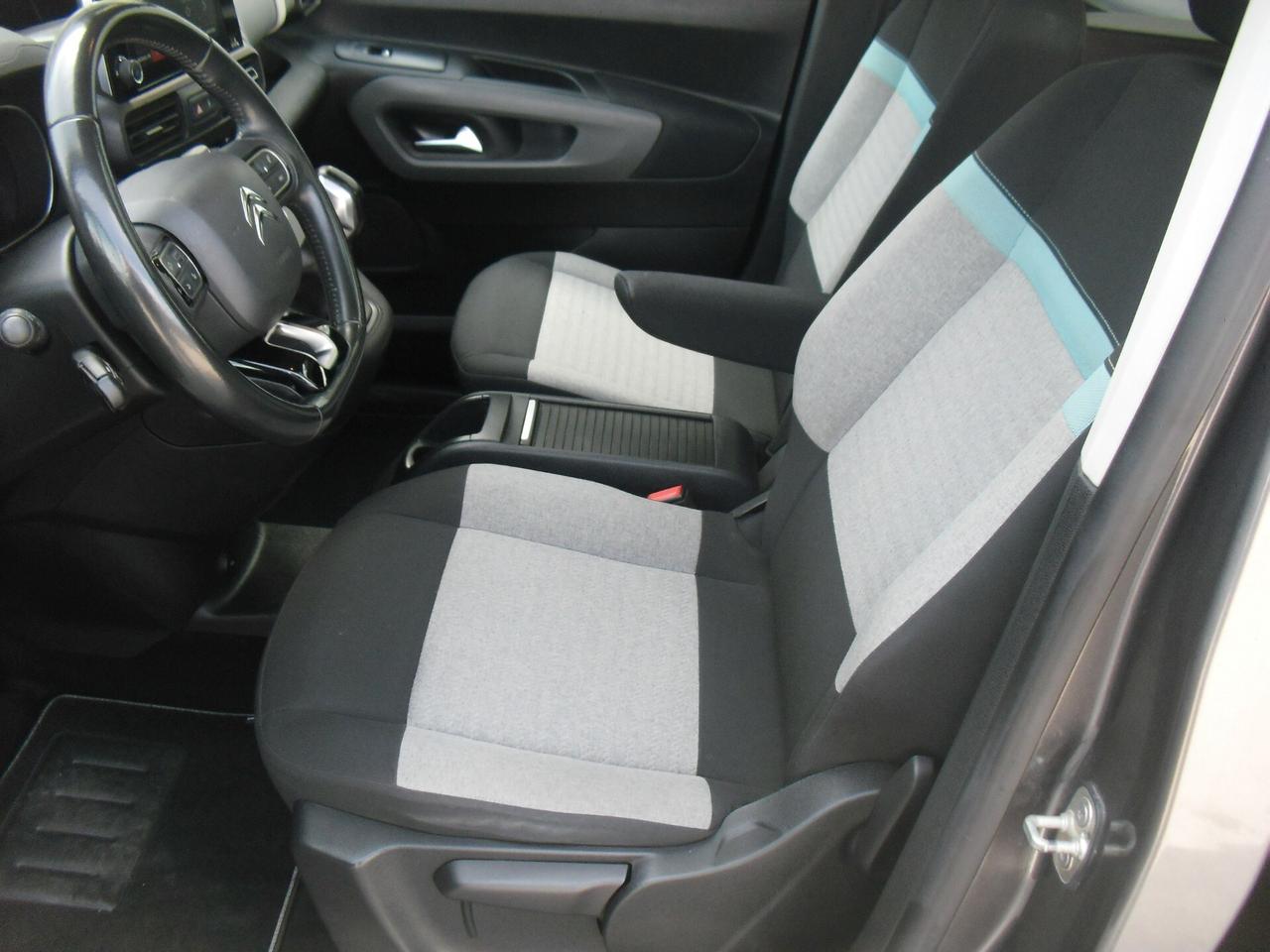 Citroen Berlingo BlueHDi 100 M Shine, full opt, ottime condizioni!!