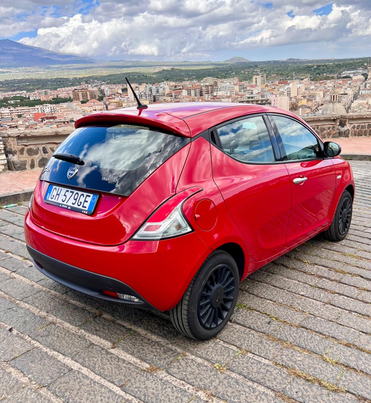 Lancia Ypsilon 1.0 FireFly 5 porte S&S Hybrid Silver Plus