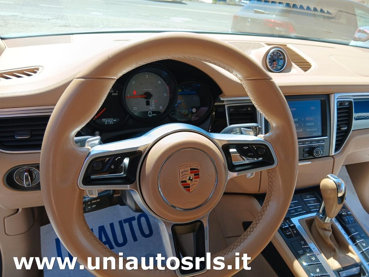 Porsche Macan S