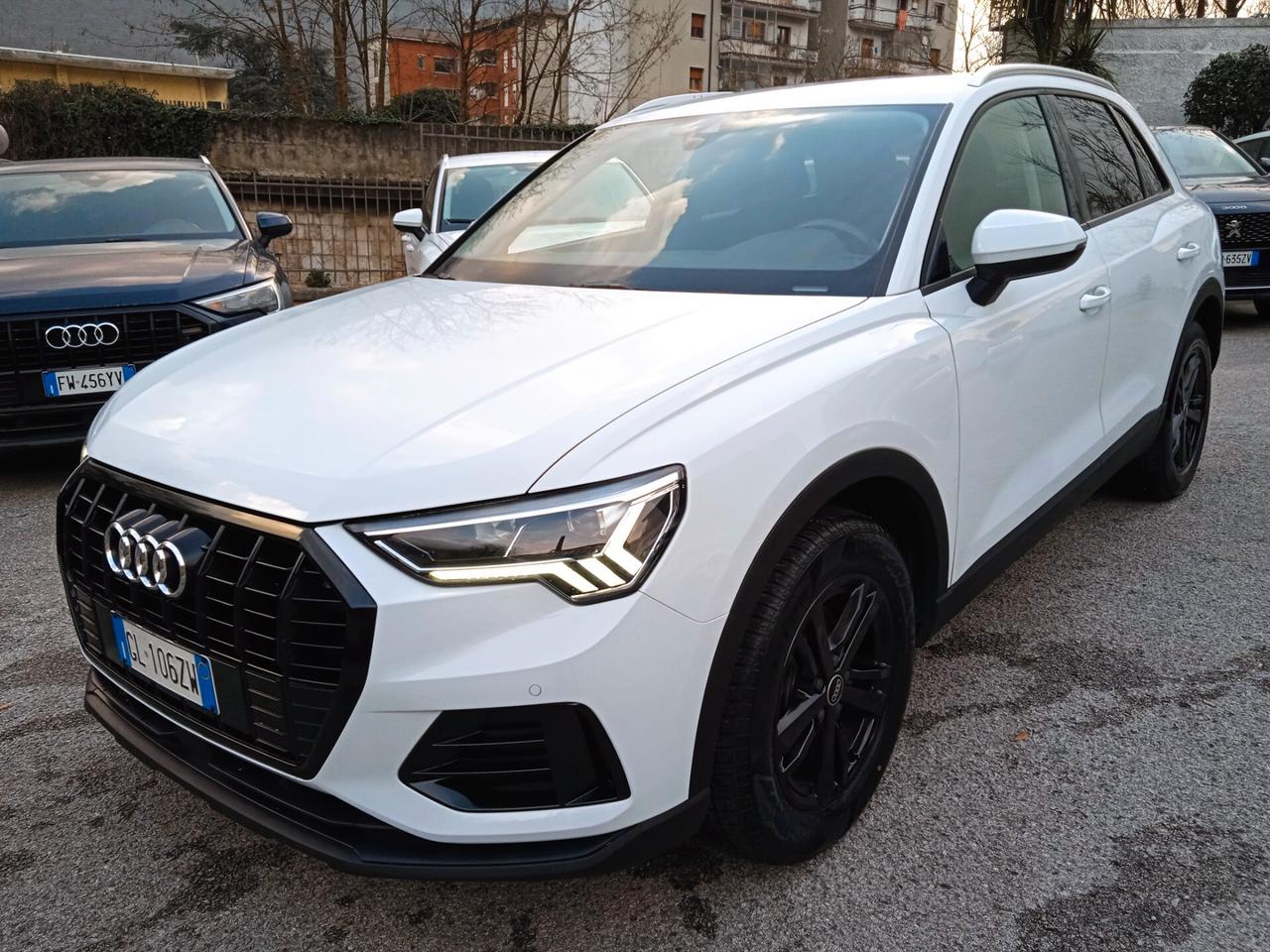 Audi Q3 35 TDI S tronic line edition black
