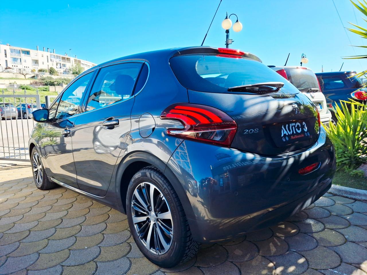 Peugeot 208 BlueHDi 75 5 porte Allure KM 68.000