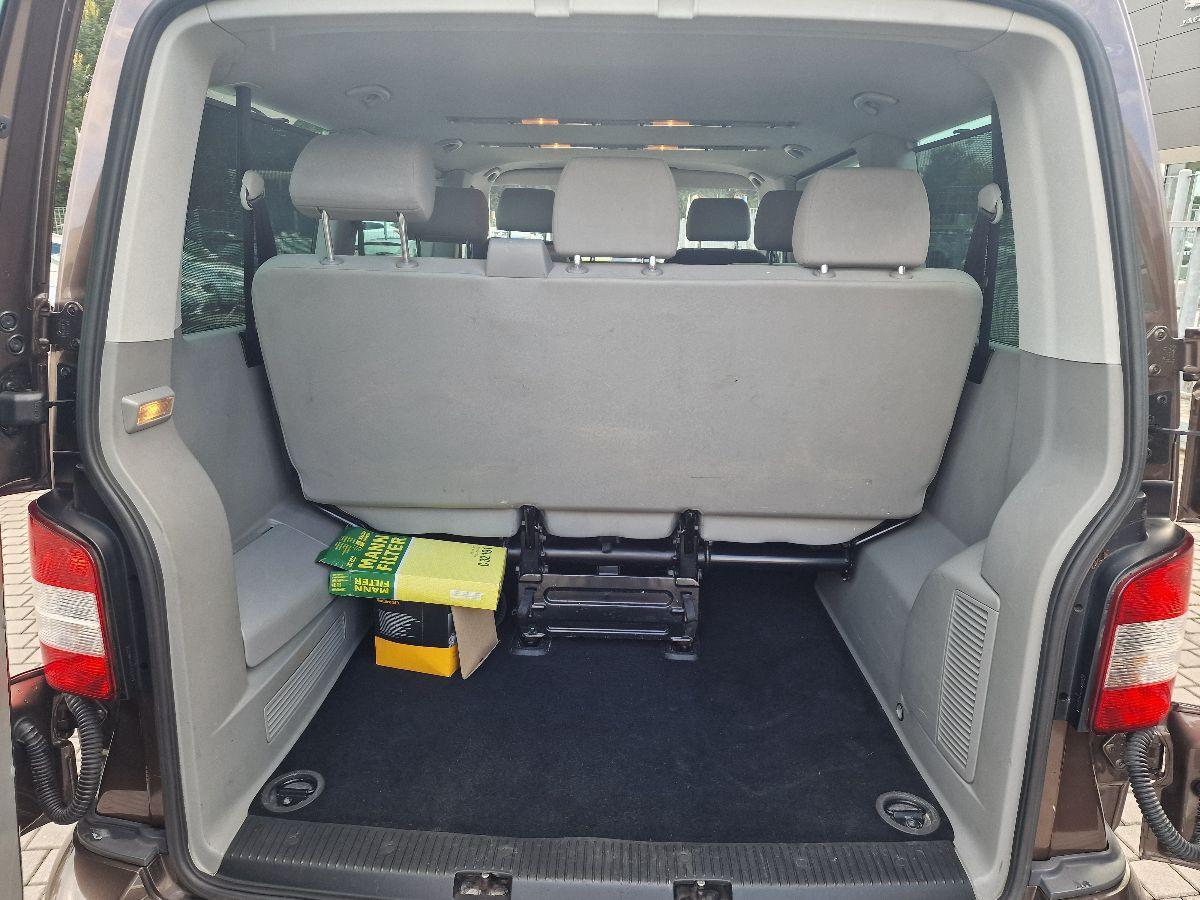 VOLKSWAGEN - Caravelle T5 4MOTION 8 POSTI