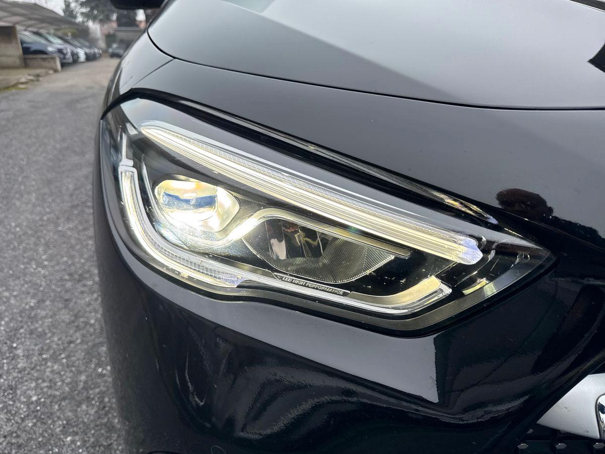 Mercedes-Benz GLA 220 d Premium 4matic auto