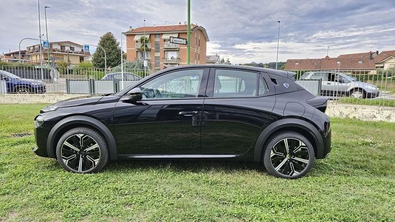 Lancia Ypsilon Hybrid e-DCT