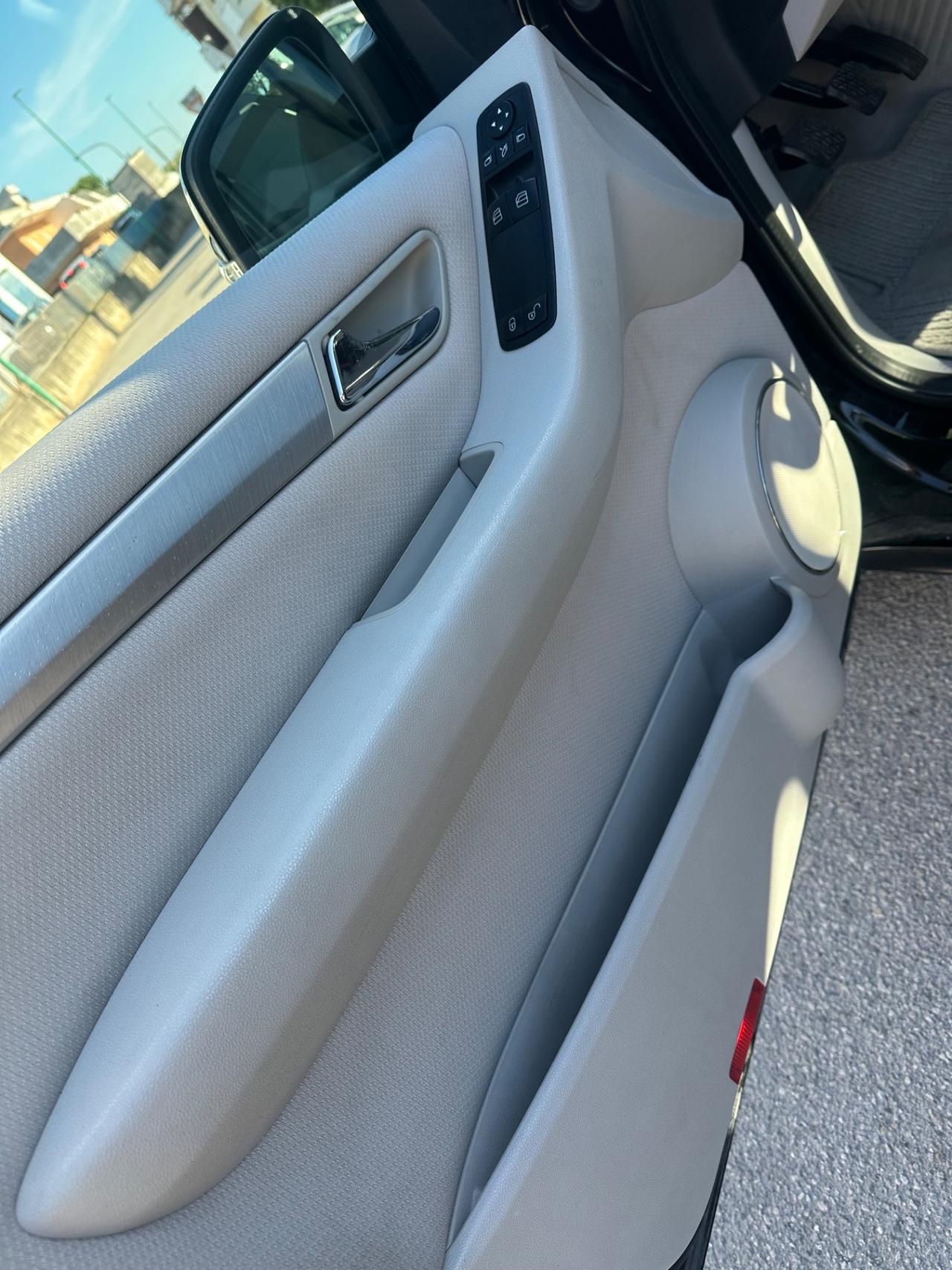 Mercedes CLASSE A 150 BENZINA 2009 - SOLO 160 MILA KM