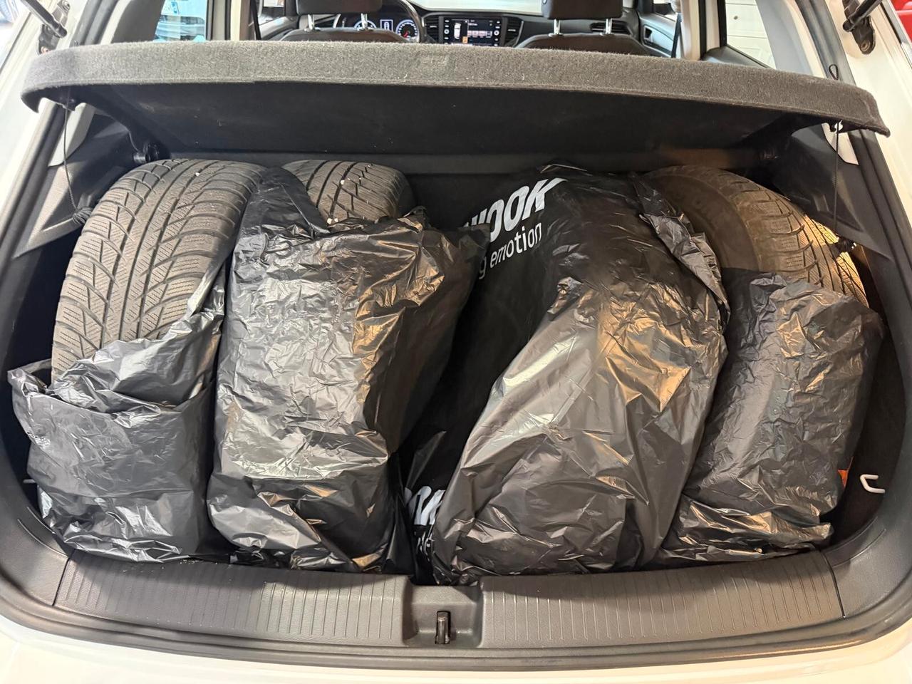 Volkswagen T-Roc 1.6 TDI SCR Advanced gancio Traino