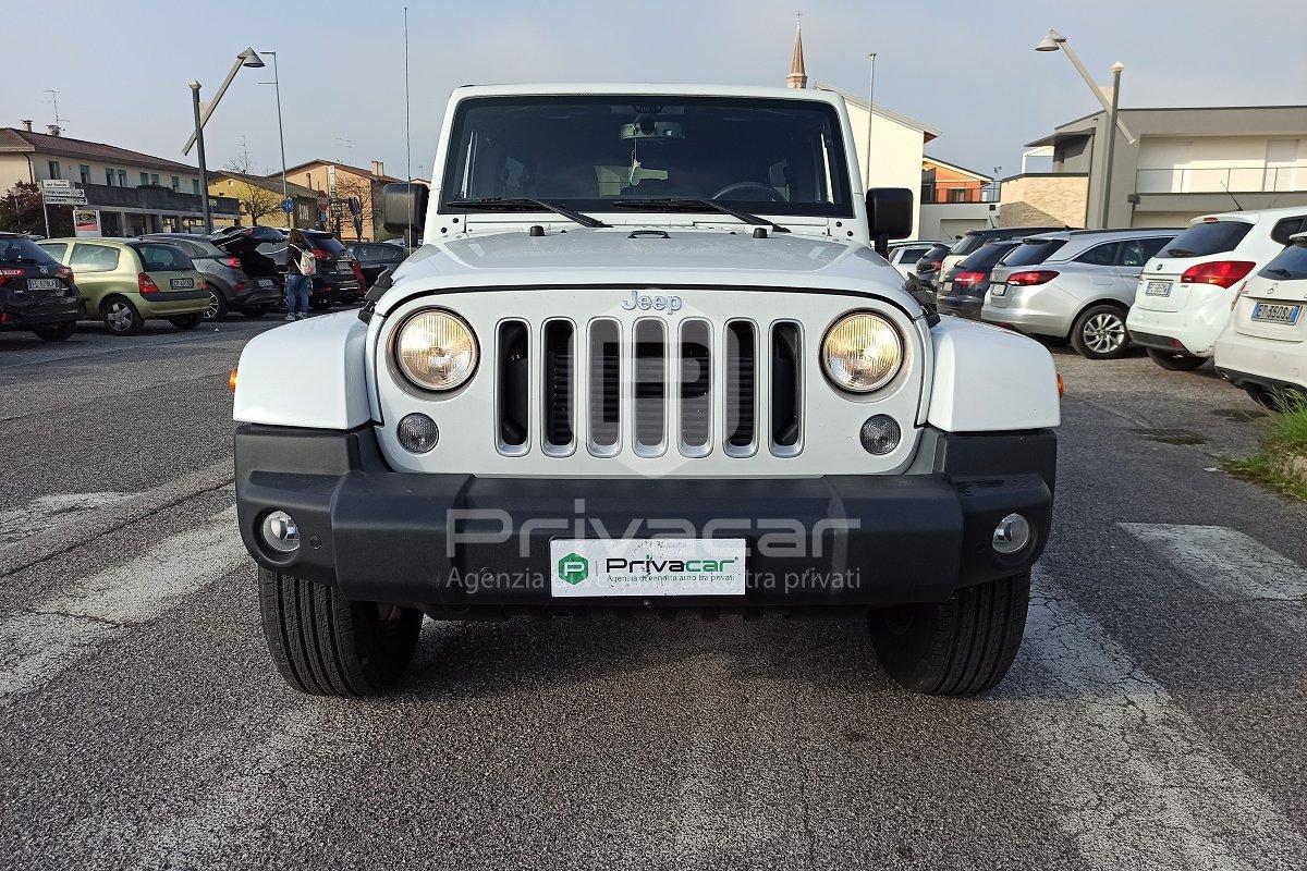 JEEP Wrangler Unlimited 2.8 CRD DPF Sahara Auto