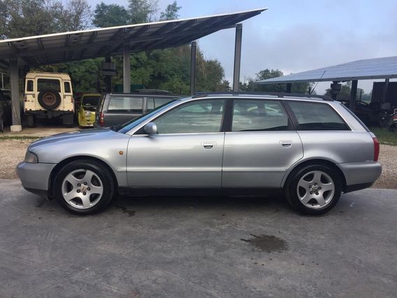 Audi A4 2.5 TDI in buone condizioni, tagliandata storica
