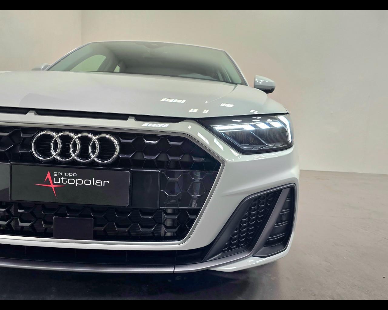 AUDI A1 SPORTBACK 30 TFSI S-TRONIC S-LINE EDITION